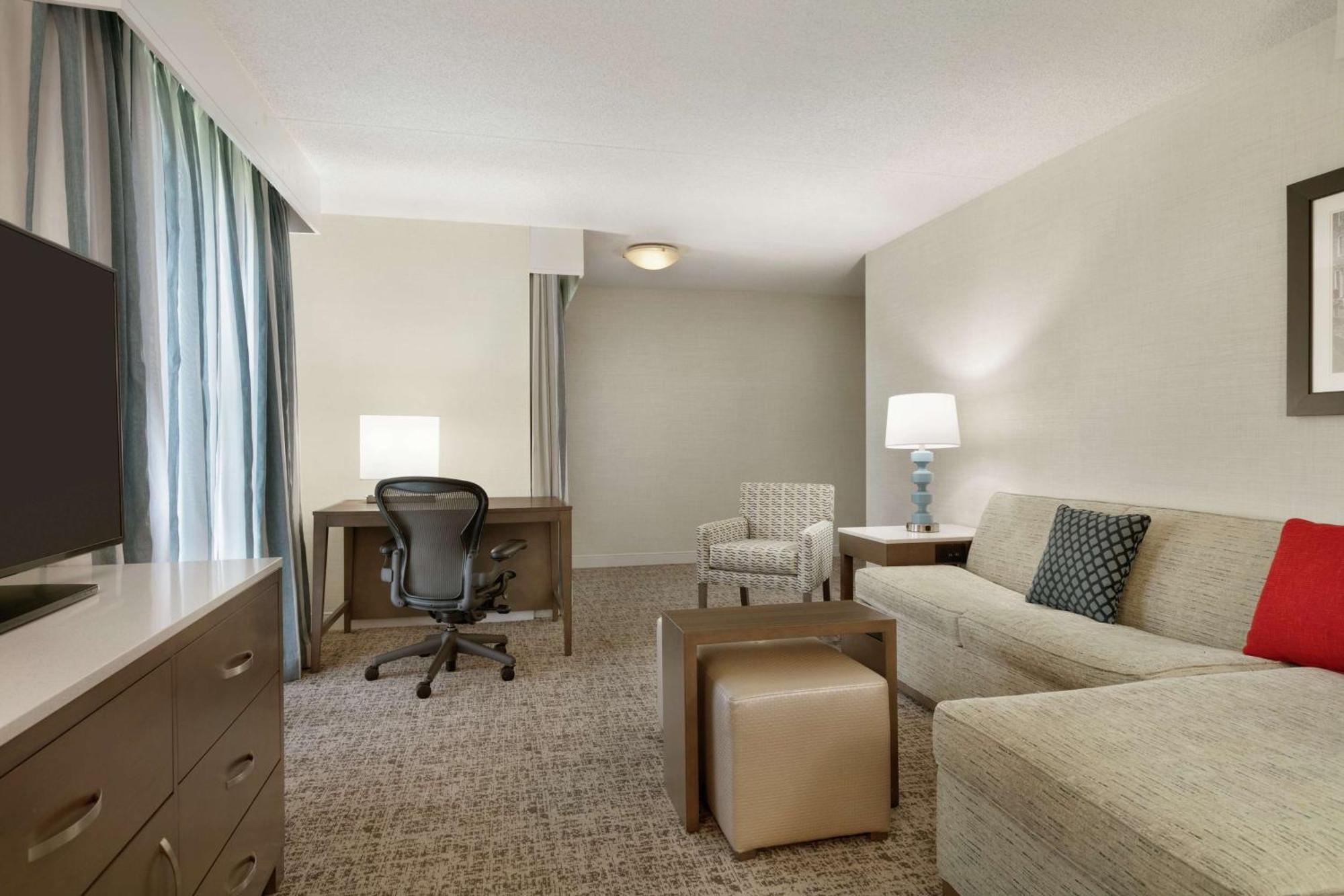Embassy Suites By Hilton Philadelphia Valley Forge واين المظهر الخارجي الصورة