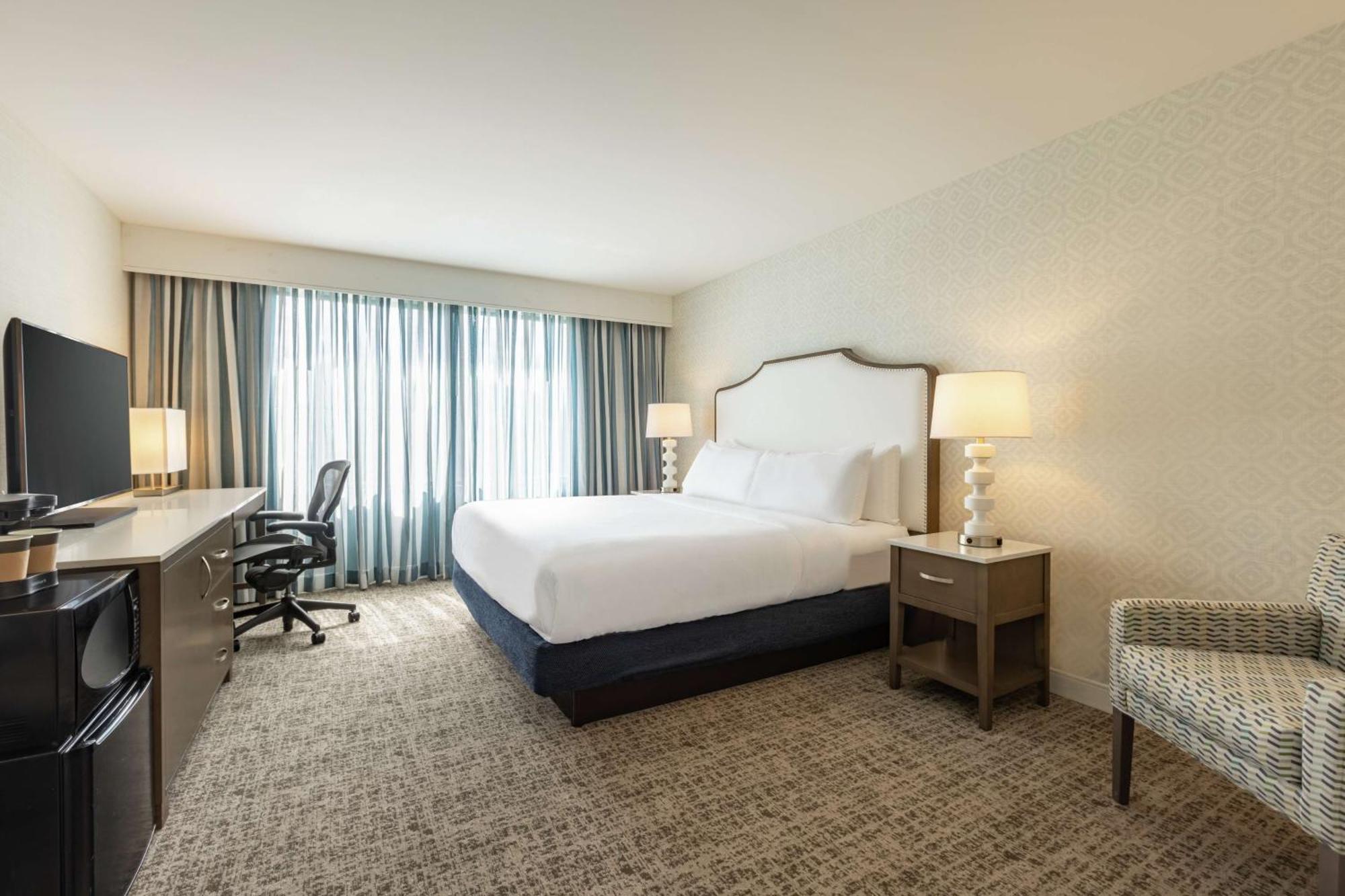 Embassy Suites By Hilton Philadelphia Valley Forge واين المظهر الخارجي الصورة