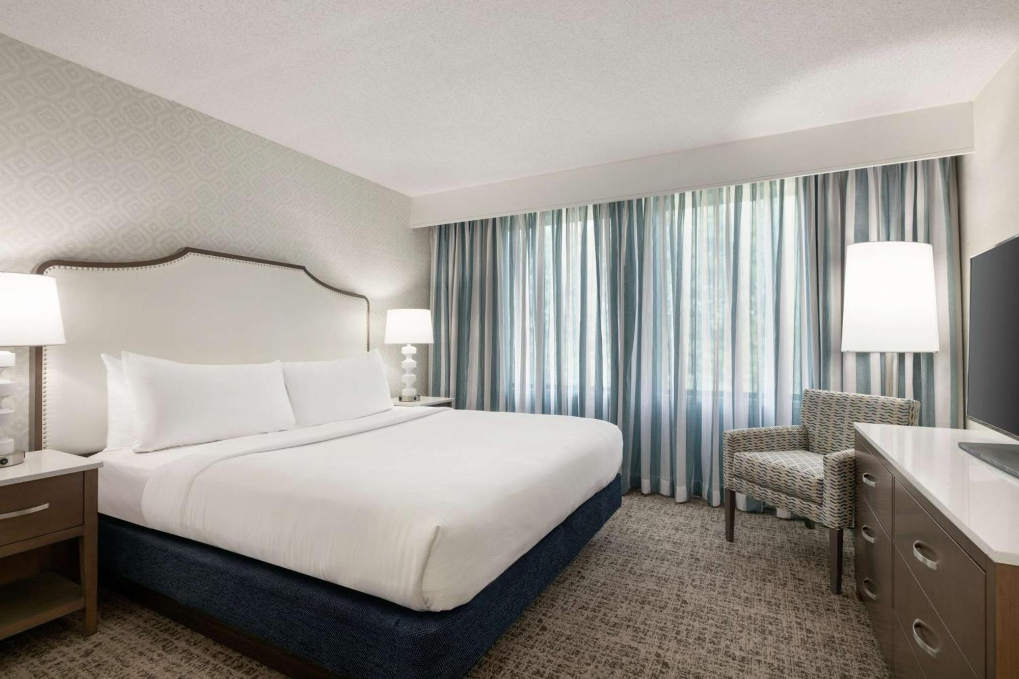 Embassy Suites By Hilton Philadelphia Valley Forge واين المظهر الخارجي الصورة